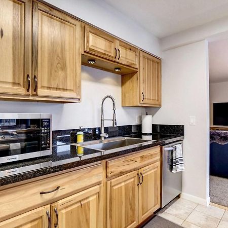 Central Breckenridge Condo With Hot Tub Walk To Ski Extérieur photo